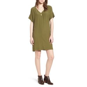 Madewell Novel Short Sleeve Shift Dress - Olive
